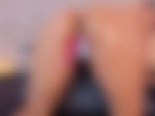 roxanneshelby's Live Sex Cam Show