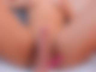roxanneshelby's Live Sex Cam Show