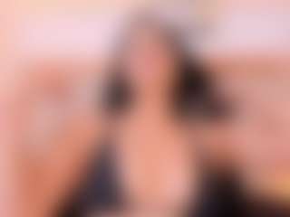 Live cam show with roxanneshelby - Thong on liverealitysex.com