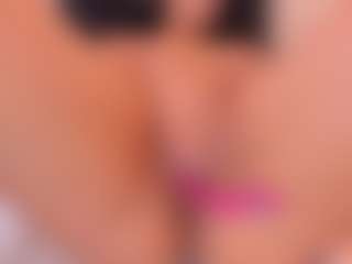 roxanneshelby's Live Sex Cam Show