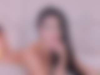 Live cam show with roxanneshelby - Moaning on camwithhim.com