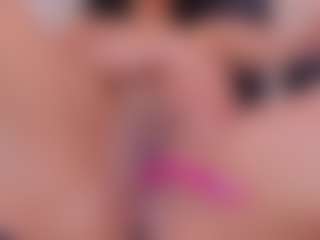 roxanneshelby's Live Sex Cam Show