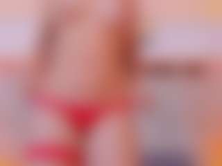 Live cam show with roxanneshelby - Thong on CamwithHer