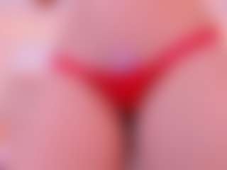 Live cam show with roxanneshelby - Butt Plug on Lustler
