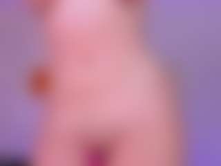 Live cam show with ViolettCastel - Glasses on UwU Esports