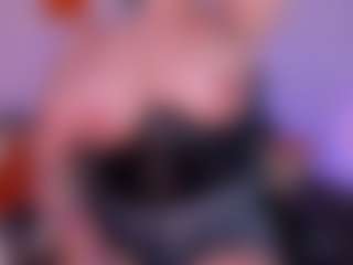 Live cam show with ViolettCastel - Glasses on hrnylive.com