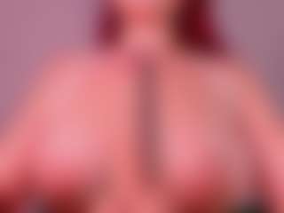 Live cam show with ViolettCastel - Asshole on Camsoda