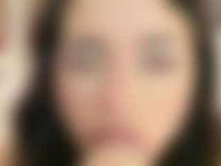 Live cam show with Celia - Teen (18+) on studioflirtlive.com