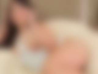 Live cam show with Celia - Fuck on Dolls Live