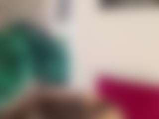 Celia's Live Sex Cam Show