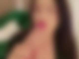 Celia's Live Sex Cam Show