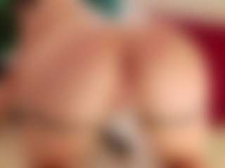 Celia's Live Sex Cam Show