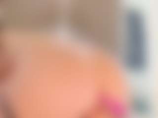 Celia's Live Sex Cam Show