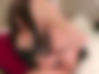 Live cam show with Celia - Bedroom on Strip Flash - Live Sex Shows