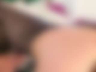 Celia's Live Sex Cam Show