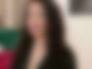 Live cam show with Celia - Striptease on Camming Site