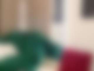 Live cam show with Celia - HD on CamClone