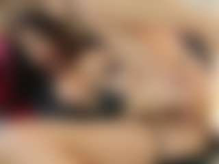 Live cam show with Celia - Athletic College on Camsoda