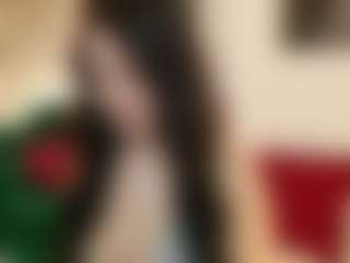 Live cam show with Celia - Public on xxxlivecams.org