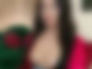 Live cam show with Celia - Oil on TeamSkeetLive