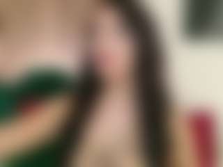 Live cam show with Celia - College on CamSodaAdn