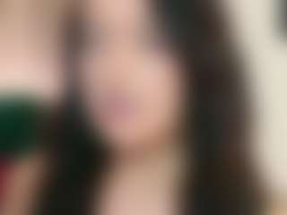 Live cam show with Celia - Cute on chickslive.net