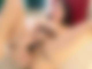 Live cam show with Celia - Dildo Or Vibrator on xxxlivecams.org