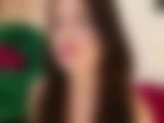 Live cam show with Celia - Athletic Public on Camsoda