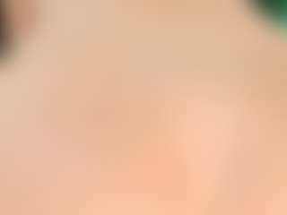 Live cam show with Celia - Shaved on Camsoda