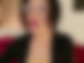 Live cam show with Celia - Athletic on madthumbs