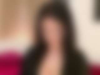 Live cam show with Celia - Athletic Asshole on Camming Site