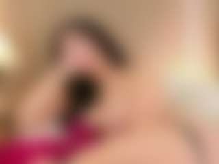 Live cam show with Celia - Big Tits on SpankPalCams