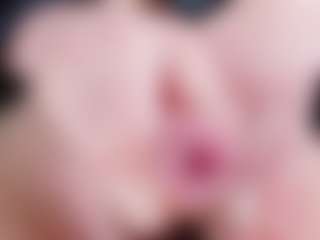 Emmajonees's Live Sex Cam Show