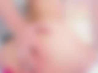 Emmajonees's Live Sex Cam Show