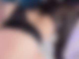 Emmajonees's Live Sex Cam Show
