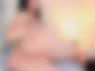 Emmajonees's Live Sex Cam Show
