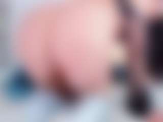 Emmajonees's Live Sex Cam Show