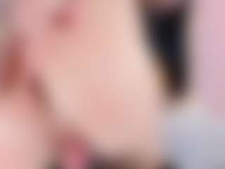 Emmajonees's Live Sex Cam Show