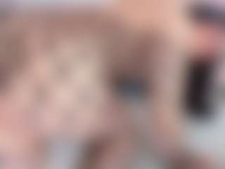 Emmajonees's Live Sex Cam Show