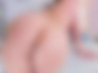 Emmajonees's Live Sex Cam Show