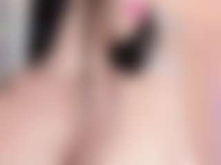 Emmajonees's Live Sex Cam Show