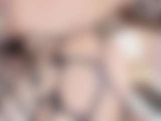 Emmajonees's Live Sex Cam Show