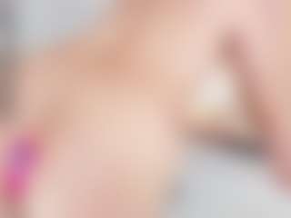Emmajonees's Live Sex Cam Show
