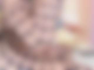 Live cam show with Emmajonees - Black Hair on Camsoda
