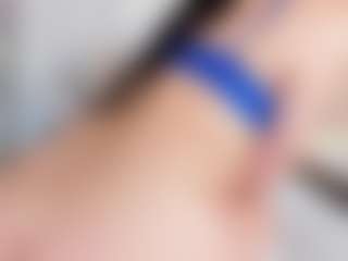 Emmajonees's Live Sex Cam Show