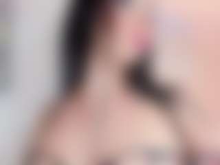 Emmajonees's Live Sex Cam Show