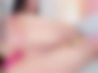 Live cam show with Emmajonees - HD on CamClone