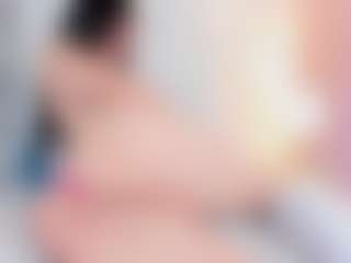 Live cam show with Emmajonees - Average on Livezox
