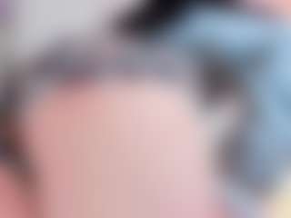 Emmajonees's Live Sex Cam Show