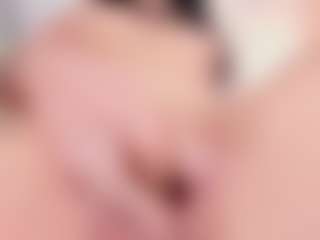 Show en direct avec Emmajonees - Fetish sur Camsoda